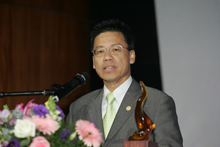 2005年第一屆保險卓越獎活動照片-貴賓致詞