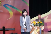 2007年第二屆保險卓越獎活動照片-保戶服務組 召集人 徐木蘭 說明評審觀點